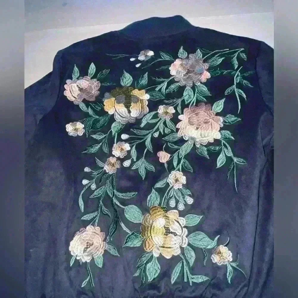 Bagatelle Faux-Suede Embroidered Bomber Jacket sz small S - Picture 6 of 10